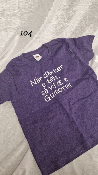 Når dokker e teit tshirt  str 104